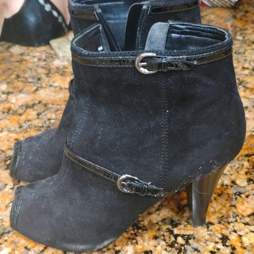 High heeled boots